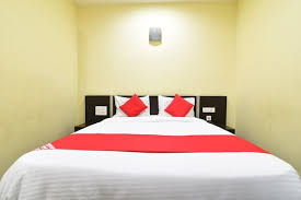 A/C EXECUTIVE ROOM