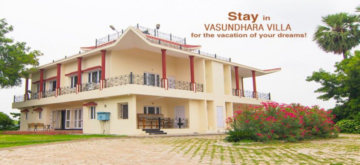 Vasundhara Villa with green lawns and fruit gardens at Ramoji Film City